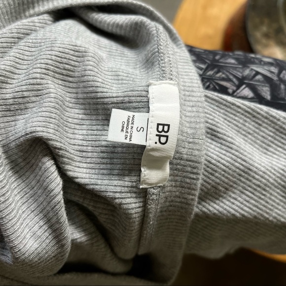 Grey Front Slit Rib T-Shirt Dress - Picture 10 of 11